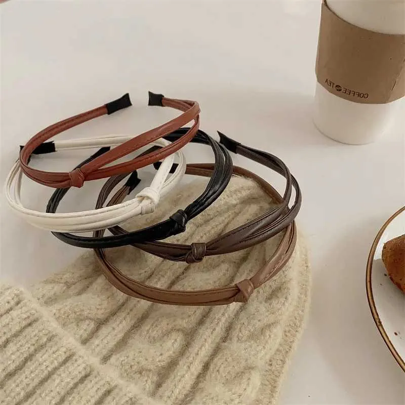 Womens Leather Headband Set: Twisted Headband, Hair Clip  display picture 3