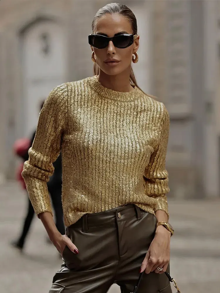 Elegant Gold Knit Sweater: Long Sleeve, Loose Fit, Perfect for