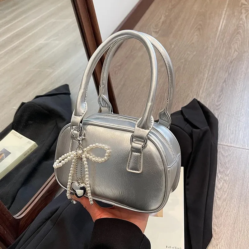 ☆HAH ARCHIVE☆ Lightweight Crossbody Silver S#lws Lightweight Crossbody Bag - Silver | HAH ARCHIVE | Wolf & Badger