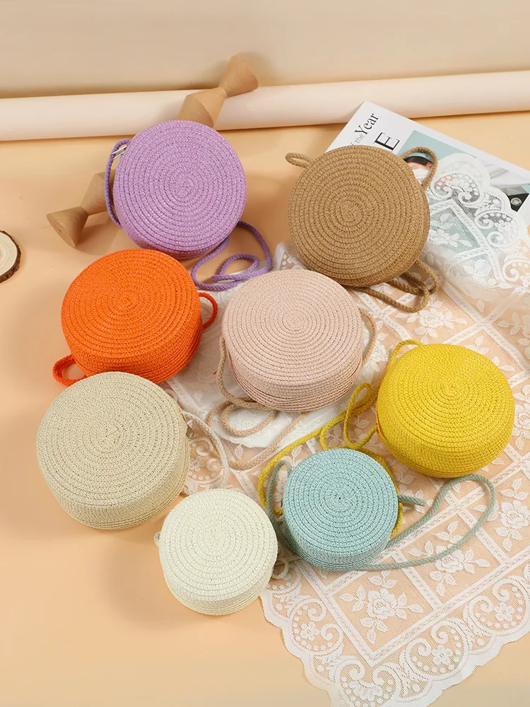 Cute Woven Round Beach Bag Strap Phone Holder For Seaside Adventures