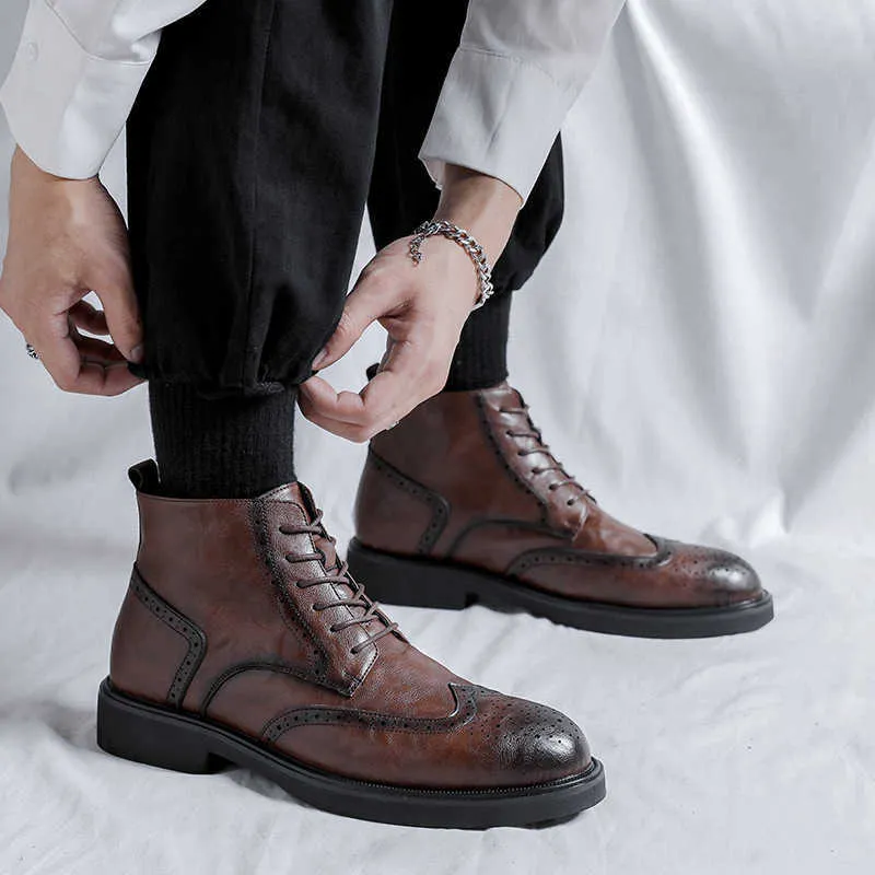 Save Big on Bulk Mens Suit Boots Men's Boots With High Heels Carved Leather  High Top Dress Shoes For Business And Casual Wear Best Deals on DHgate