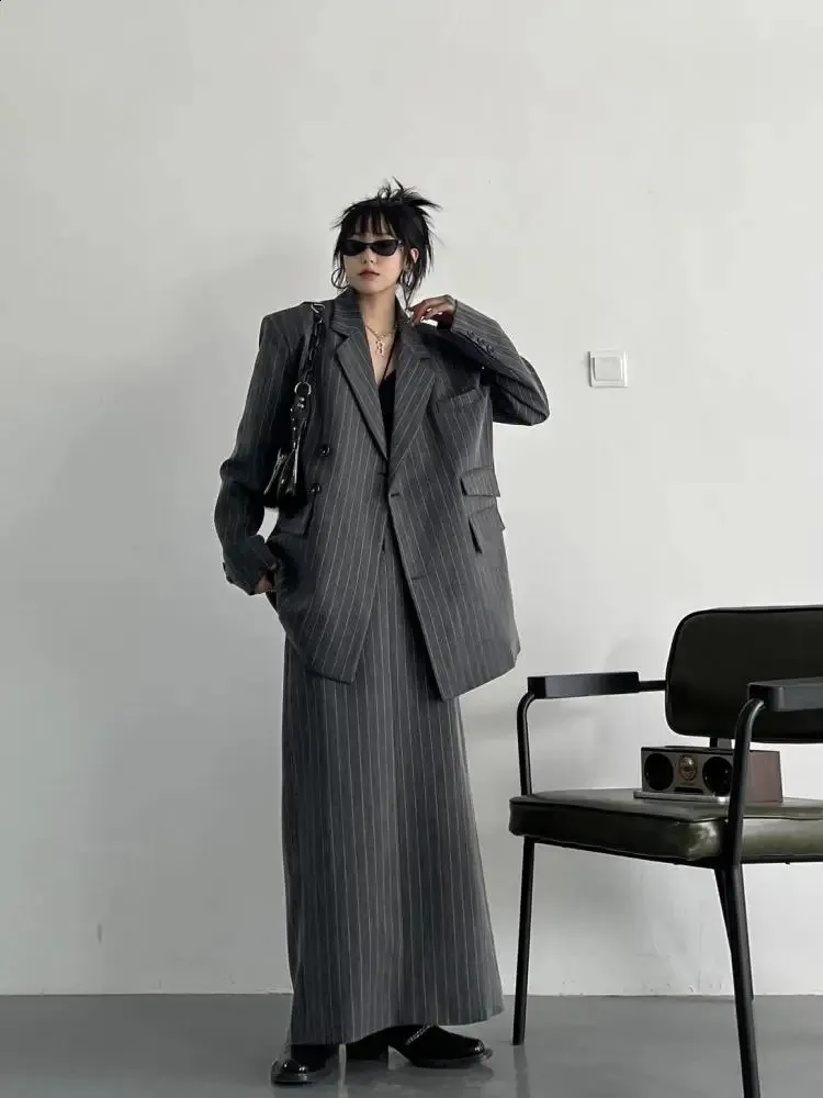 Save Big on Bulk Long Sleeved Skirt Set Autumn Winter Loose Gray Striped  Skirt Suit Women Vintage Long Sleeve Blazer Jackets And High Waist Pockets 