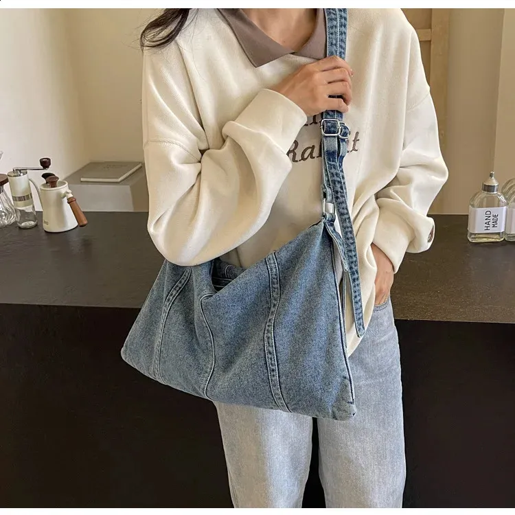 Mini Denim Messenger Bag for Men Hip Hop/Rock Style Crossbody Bag