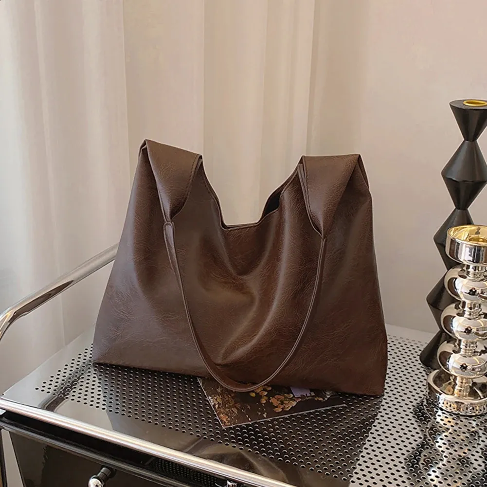 Leren schoudertas Dames | Zwart - | YOUR BAG FOR LIFE