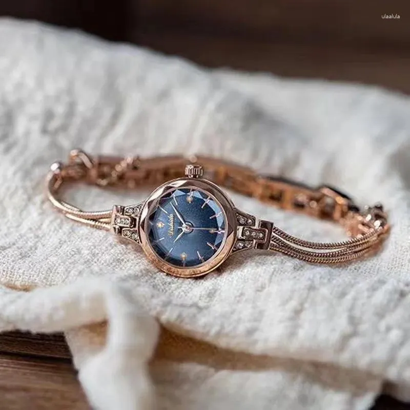 Elegant Womens Bracelet Watch - Small Dial, Light Luxury  display picture 1
