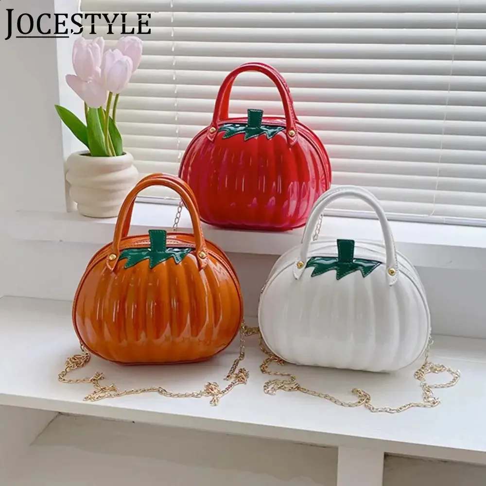 Multifunctional Waterproof Pumpkin Shaped Patent Leather Shoulder Bag for Women Versatile Fashionable and Adorable Halloween Handbag 240827