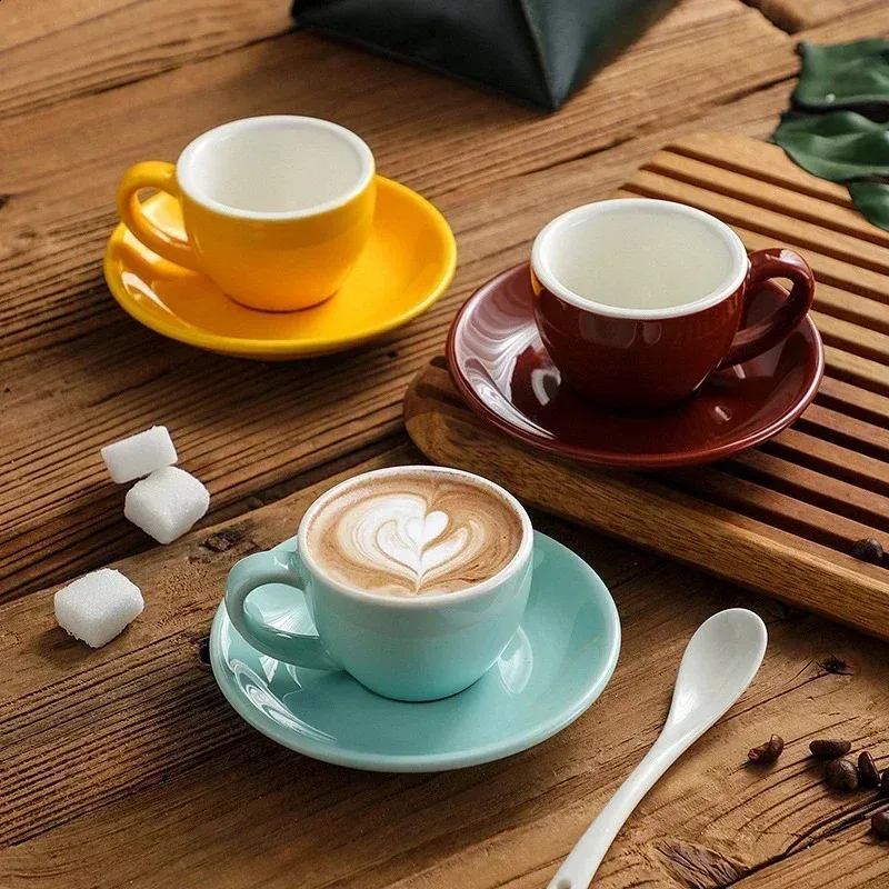 Tasse à Café En Acier Inoxydable Avec Soucoupe - Set Expresso, Latte, Thé, 8x5.7 Cm