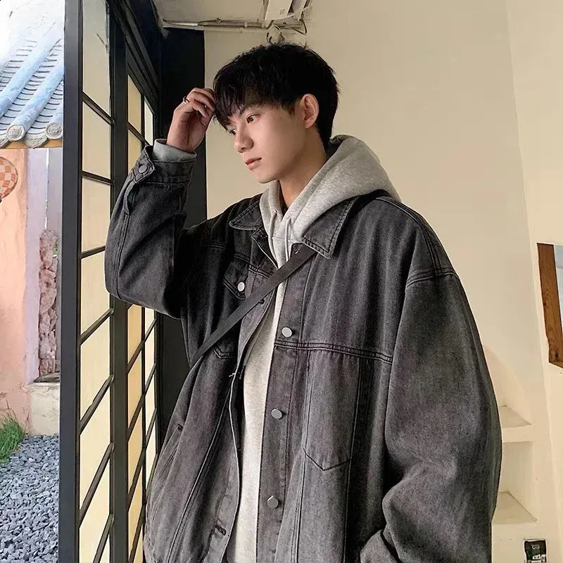 ジャケット・アウター vintage/oversize denim jacket Women's Oversized Denim Jacket Distressed Lapel Collar