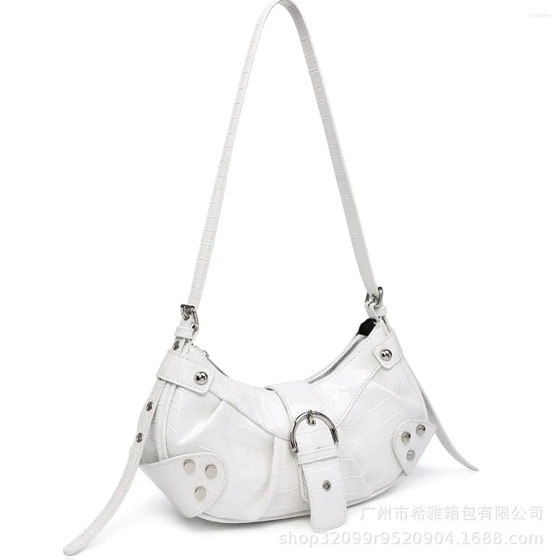 This early 00's Balenciaga bag is making a big comeback