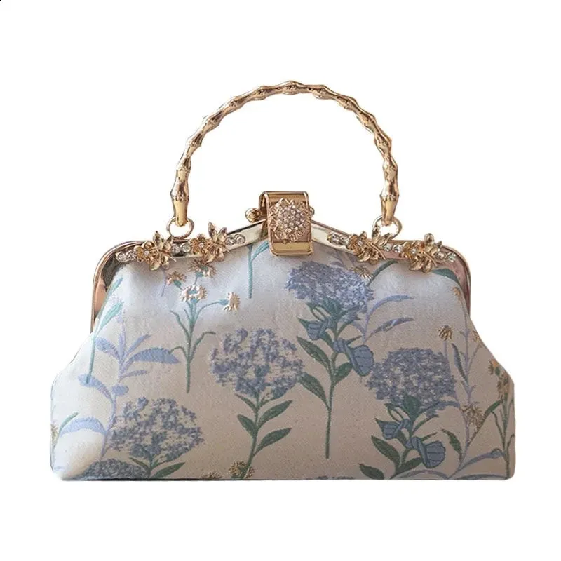 DHgate.com:Diamond Flower Top Handle Chain Bag - Vintage