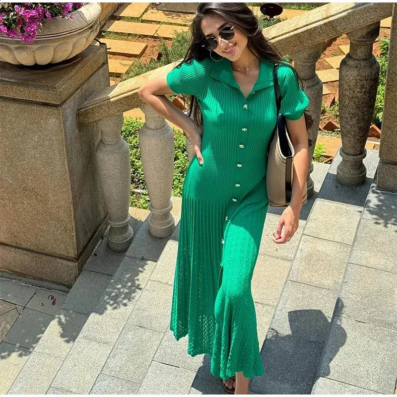 Summer Elegant Short Sleeve party dress: Knitted Solid Splicing O-Neck Short Sleeve Midi Dress for Women (240926)