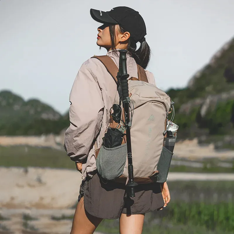 2024Men Womens Backpack Waterproof Travel Lightweight  display picture 2