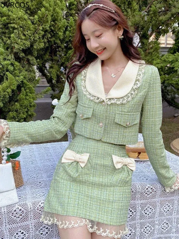 Green Tweed Plaid Skirt and Woolen Jacket Set with Bow Detail