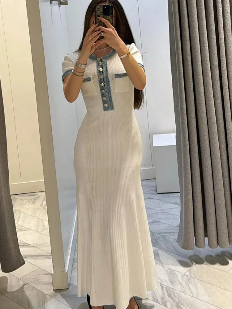 Denim Patchwork Knitted Maxi White Knit Dress with Short Sleeves and Pockets for Women - Fashionable Bodycon Style with Padded Cups (240828)
