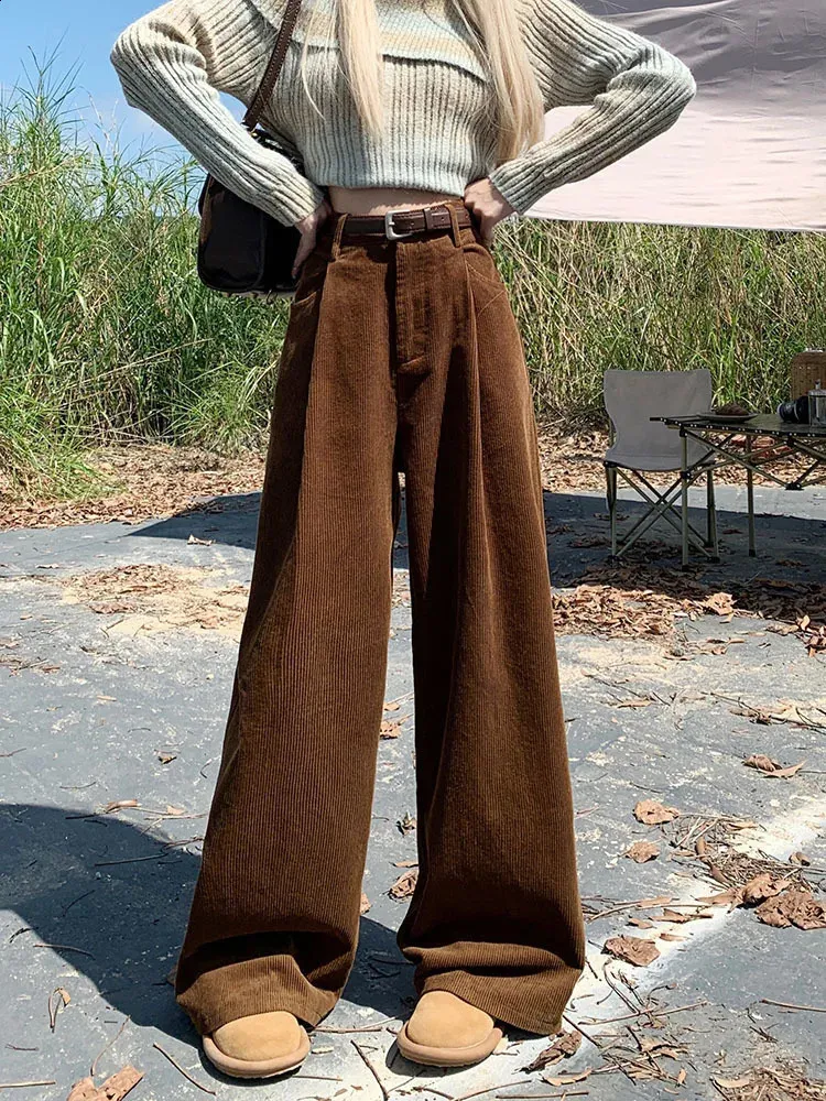 Versatile Corduroy Wide-Legged baggy pants for Women Versatile Corduroy Wide-Legged baggy pants for Women