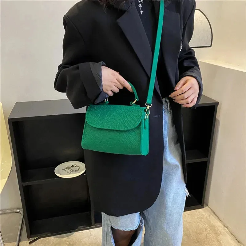 Retro Square Snakeskin Crossbody Bag For Women Trendy Er Y Retro Square Snakeskin Crossbody Bag For Women Trendy Er Y