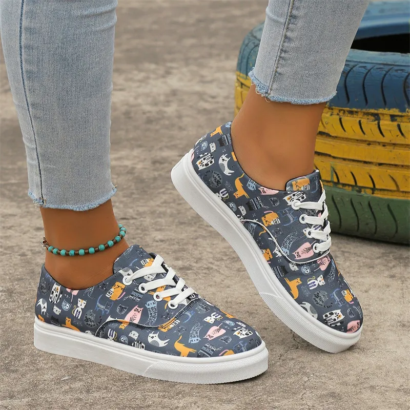 Graffiti Sneakers: Korean Canvas Shoes for Women Summer Trend