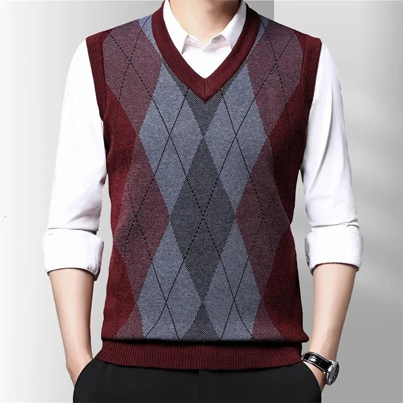 Casual Men Vest: Warm Knitted Sweater Vest, Sleeveless Winter