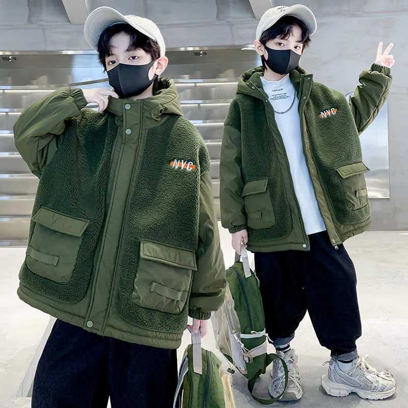 Jackets Boys cotton jacket childrens thick wool sweater 2023 new stylish winter clothes boys lamb wool top H240829