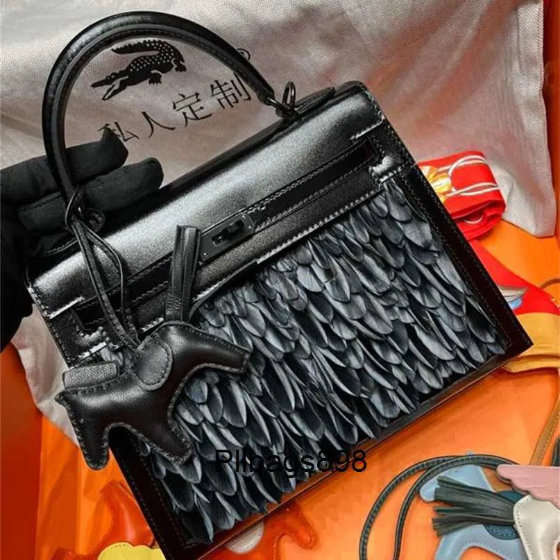 Handmade Genuine Leather Black Swan Feather Designer Charles And Keith Bags For Women Limited Edition Handmade Feather1WT5 From Pllbags898 163.51 DHgate.Com