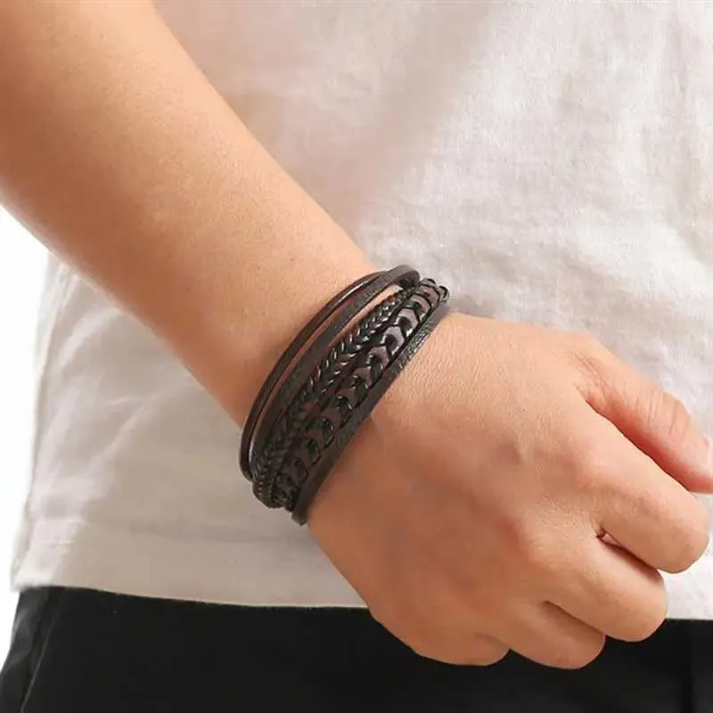 Men's Leather Bracelet Guide: Styles, Materials & Clasps