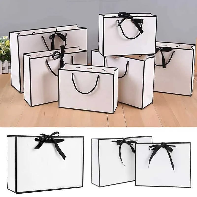 12.6'' Gift Bags Set - 10 Bags, Tissue & Greeting Cards - Luna Crafts World