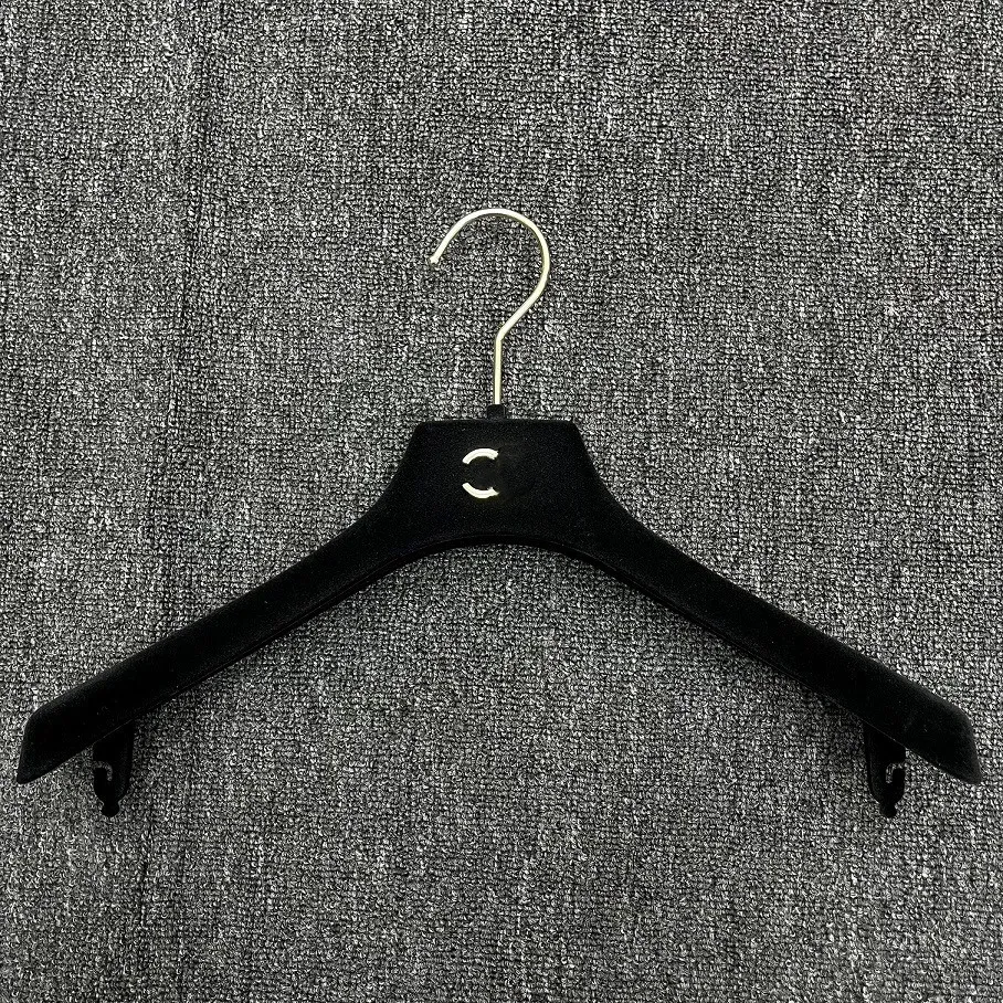 3PCS Designer black hangers creative anti slip coat hanger clothing pants storage racks clothing stores fashion creative lingerie racks clothes stand