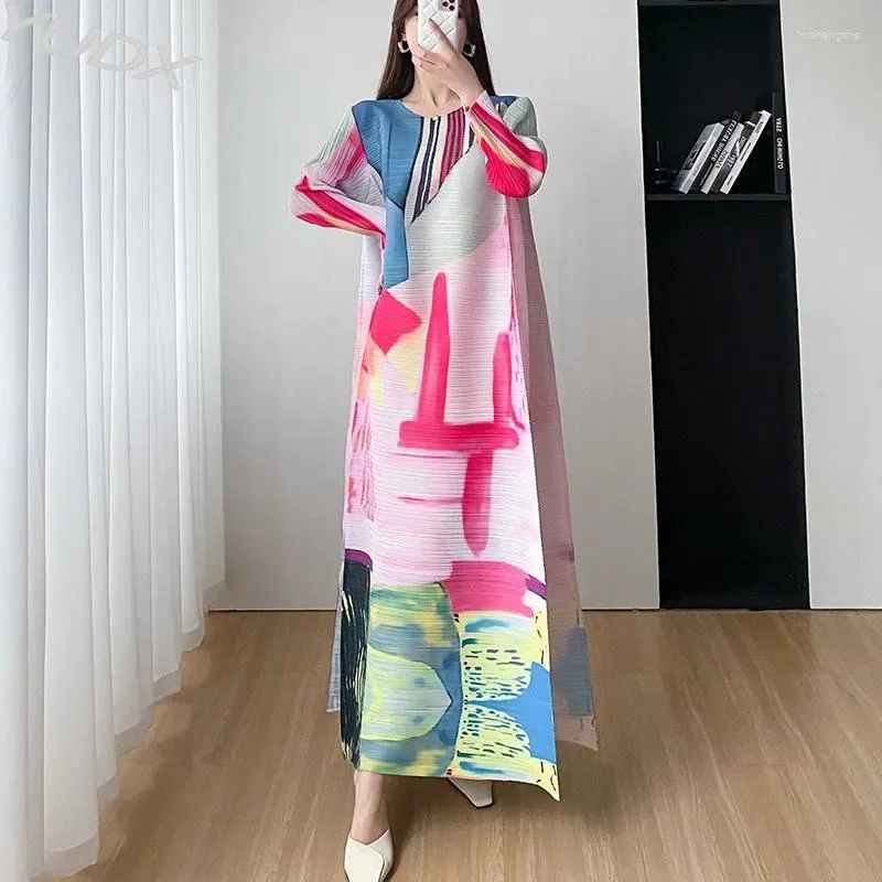 Casual Dresses For Women Pleated Summer Print Dress With Round Neck, Loose  Fit Plus Size A Line Evening Dress From Sunshine_girls, $46.6 In Bulk |  DHgate.Com