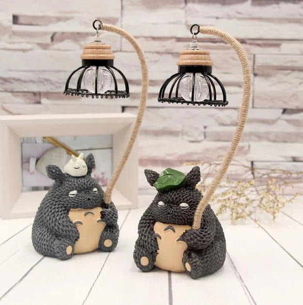 Zakka New Miyazaki Anime Totoro Led Nocne światło z żywicą Piggy Bank Craft Student Gifts2455332