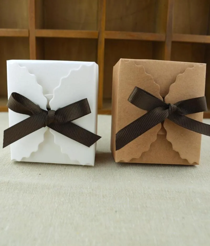 Diy estilo europeu do vintage papel kraft caixas de favor do casamento caixa de doces caixas de presente da festa de aniversário do chá de bebê com fita 2539921