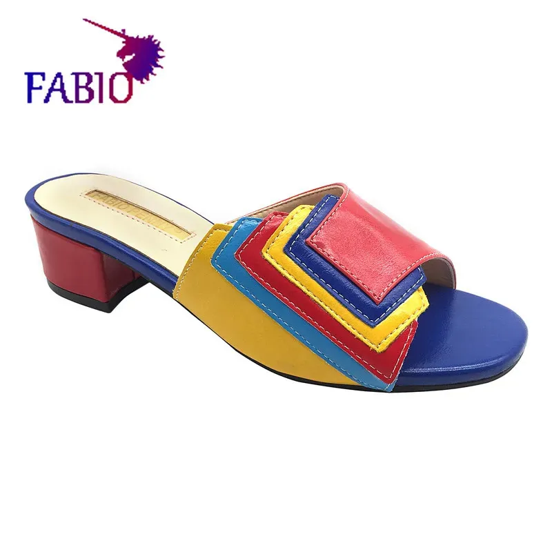 Şık ve hassas patchwork 7 çok renkli Ladiesslippers kadın terlikleri Nijerya tarzı ayakkabılar 240223