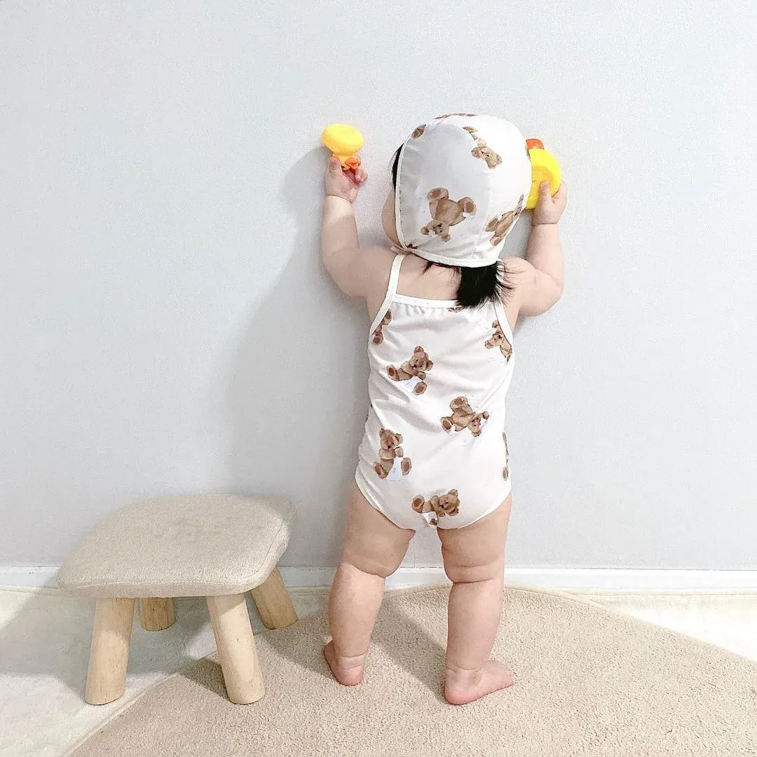 Sets Baby Boy Swimsuit Cartoon Cute Bear Print Infant Sleeveless Tank Top Swimsuit Holiday Baby Girl One Piece Bathing Suit + Hat