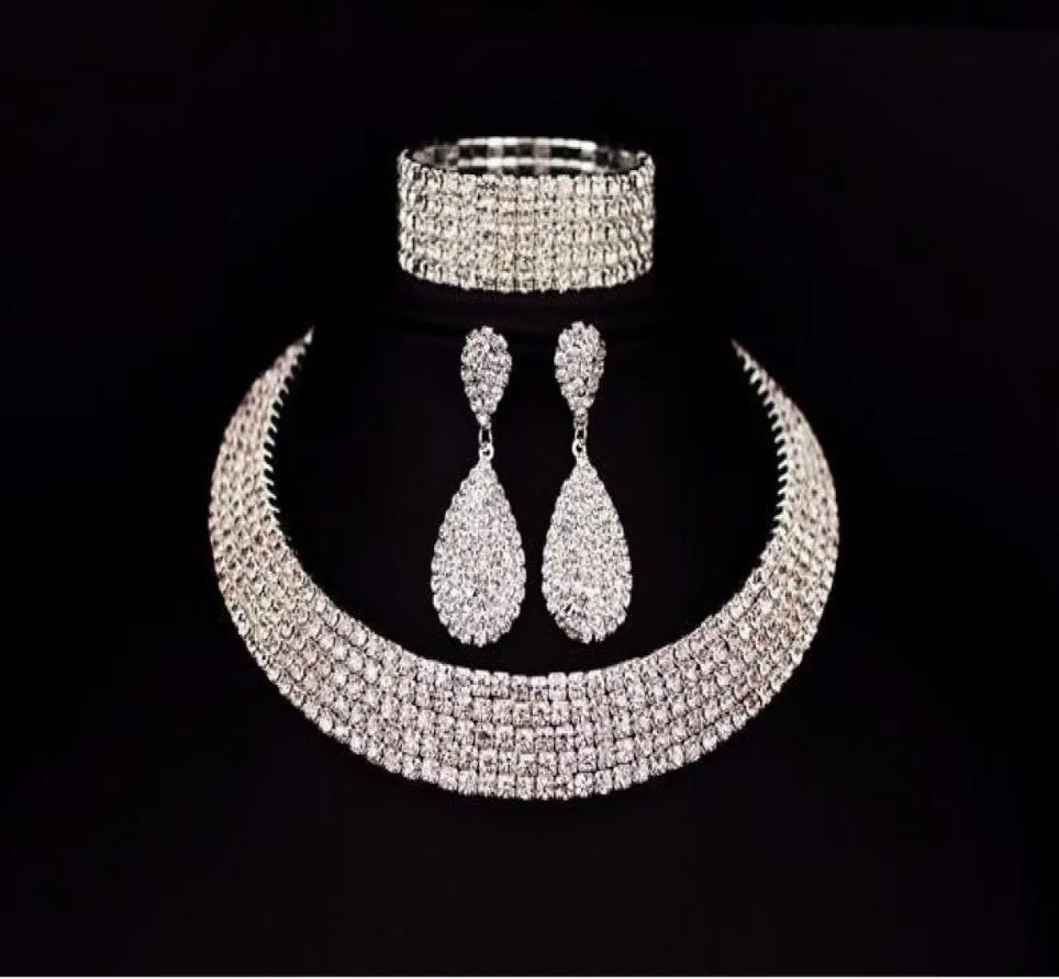 Sälj Bride Classic Rhinestone Crystal Choker Halsbandörhängen och armband Bröllopsmycken Set Wedding Accessories Bridal9176694