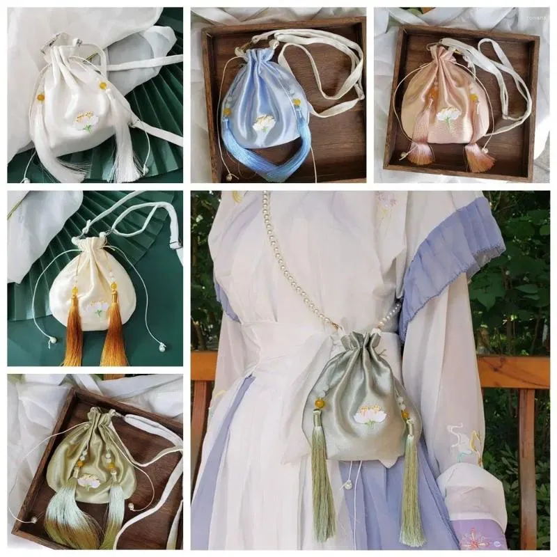 Marsupi Nappa Hanfu Borsa con coulisse in seta Borsa a mano con ricamo a spalla in stile cinese Borsa a mano con fiori etnici