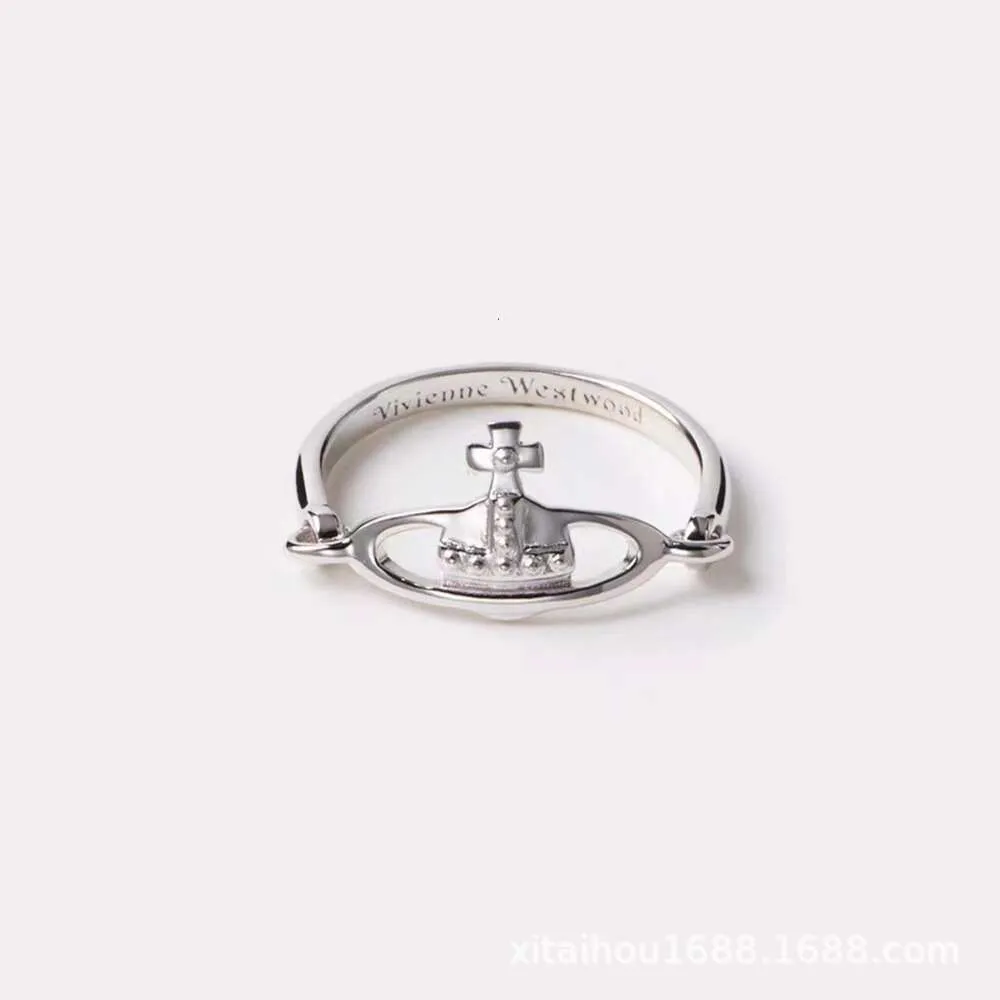 Viviane Jewlery Designer-Schmuck Damen Viviennr Westwood Anillos Kaiserinwitwe des Westens ist ein vielseitiger Saturn-Ring mit einem Punk-Stil für B