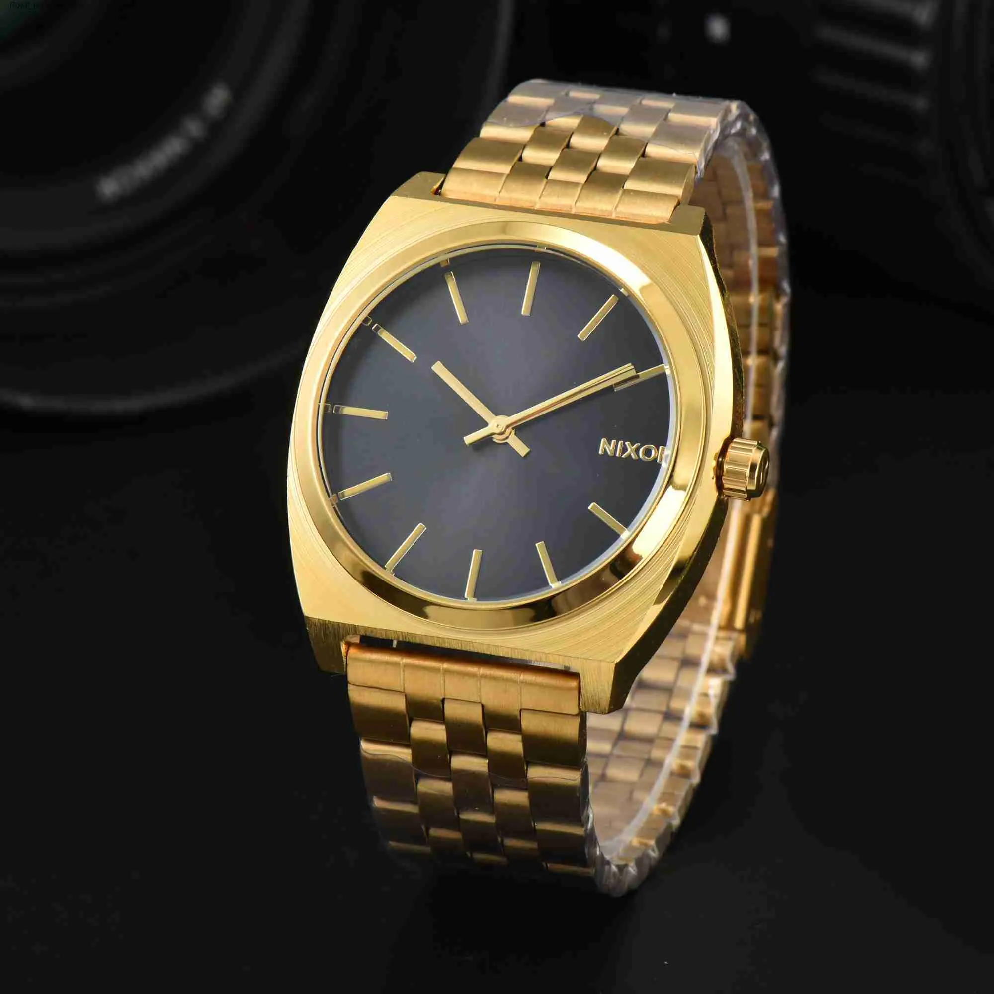 Altri orologi 2024 Nuovo orologio da uomo di lusso Orologio automatico originale con data Codice di temporizzazione al quarzo Mov AAA Orologio da uomo in oro Q240301