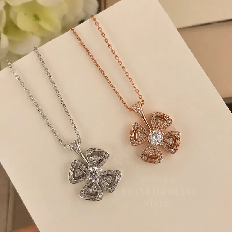 Colar de designer de flores para mulher diamante banhado a ouro 18K da mais alta qualidade de diamante da moda tamanho europeu joias presente de aniversário com caixa 010