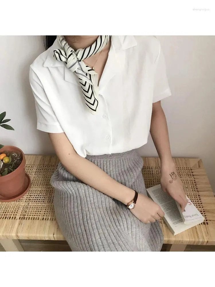 Blusas femininas 2024 blusa de verão camisa para mulheres moda manga curta com decote em v casual senhora do escritório camisas brancas topos japão estilo coreano
