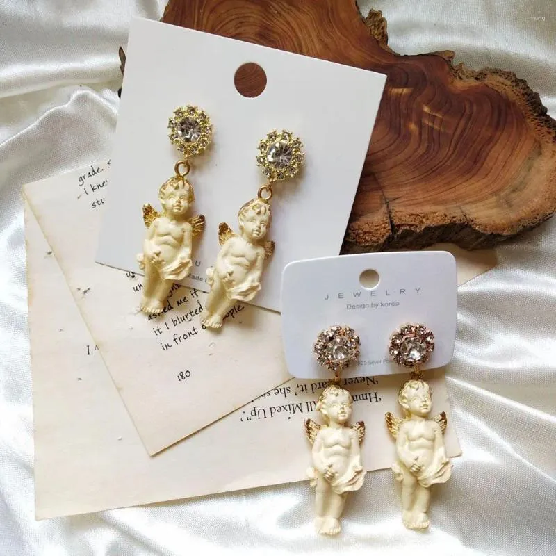 Orecchini pendenti Minimalisti a forma di bambino carino Gioielli Cupido Angelo Goccia con clip per orecchio in rilievo