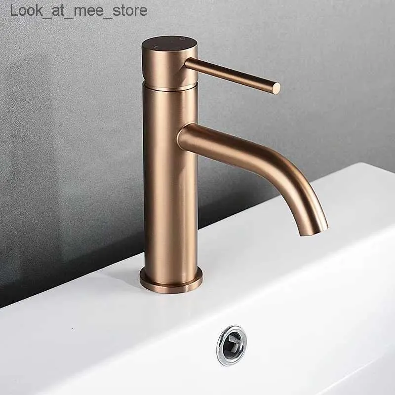 Bathroom Sink Faucets Brushed rose gold bathroom washbasin faucet deck installation single hole and handle hot and cold mixer faucet Q240301