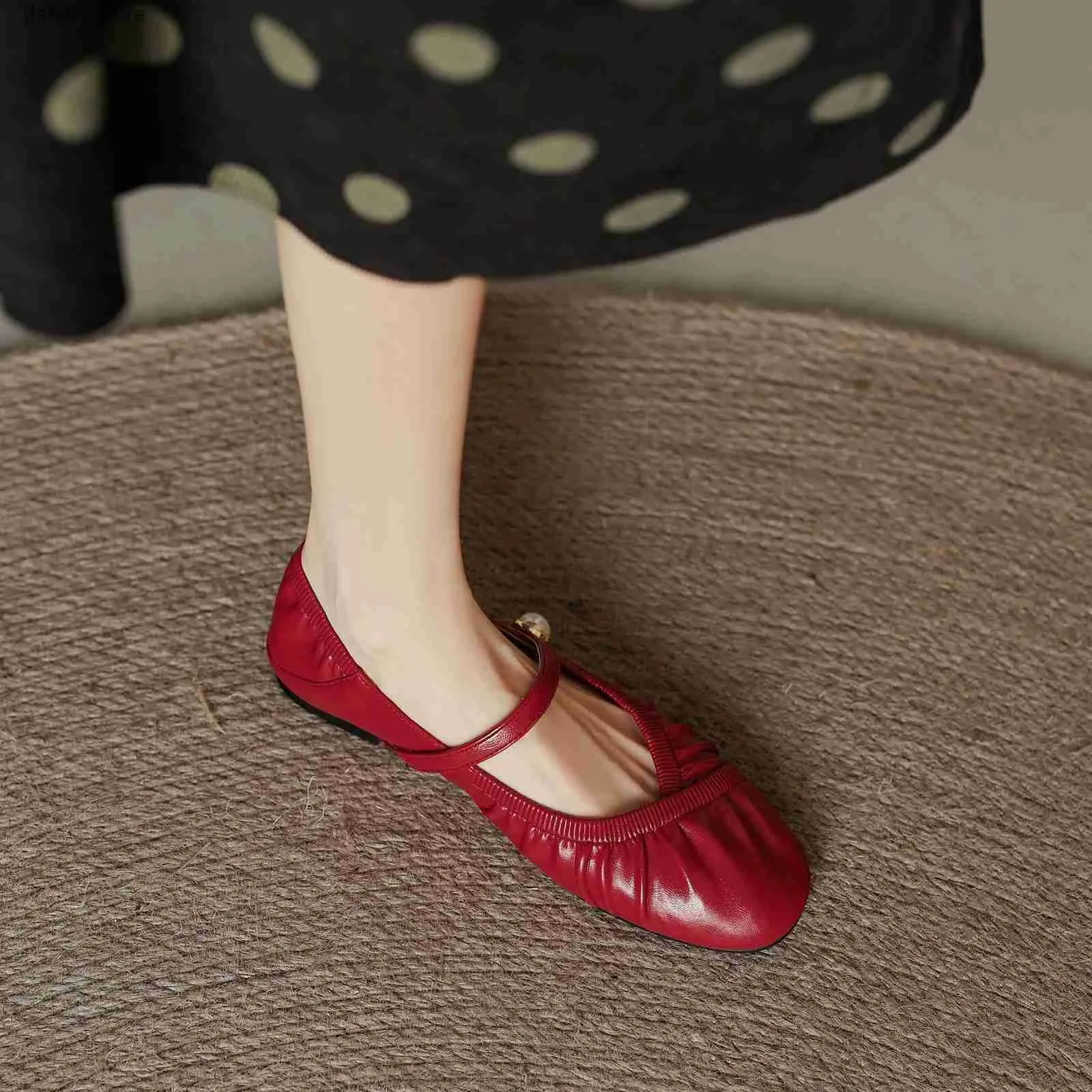 Dress Shoes Spring Ballet Shoes Sheepskin Soft Loafers Elegant Pleated Mary Jane Woman Ballet Shoes Daily Driving Flats Round ToeH2431