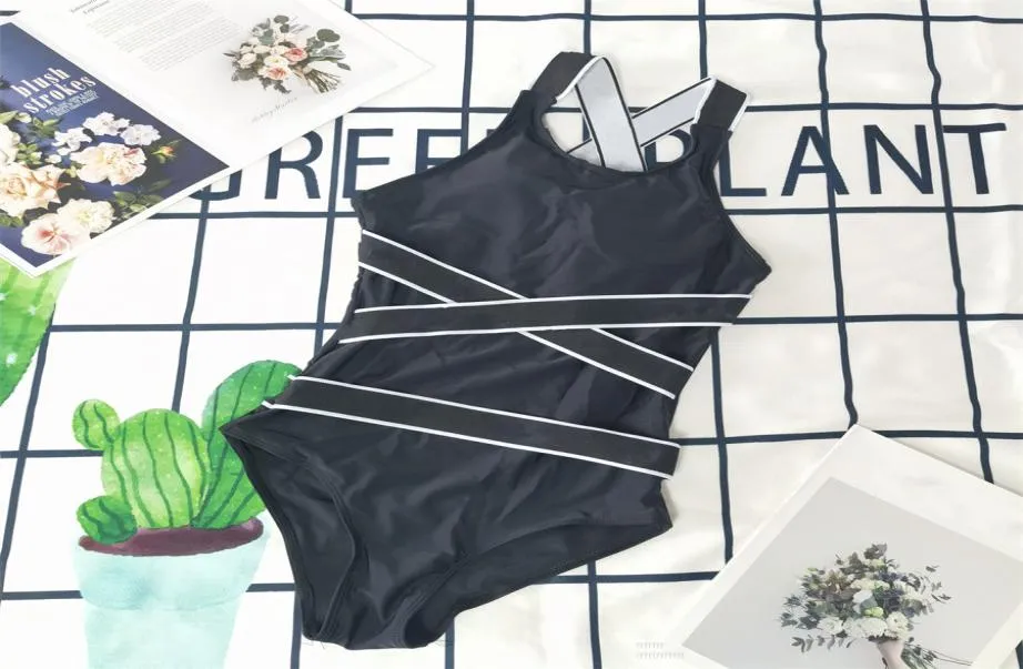 Kadınlar Siyah OnePiece Mayo Pad Bikini Set Mektupları ile Omuz Kayışı Yukarı Omuz Kayışı Yüzme Takım elbise1844987