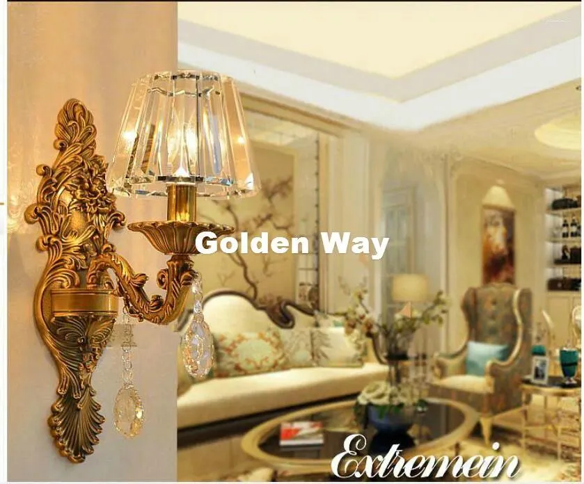 Lampada da parete in cristallo con decorazioni in bronzo, luci interne, applique decorative E14 per illuminazione della camera da letto