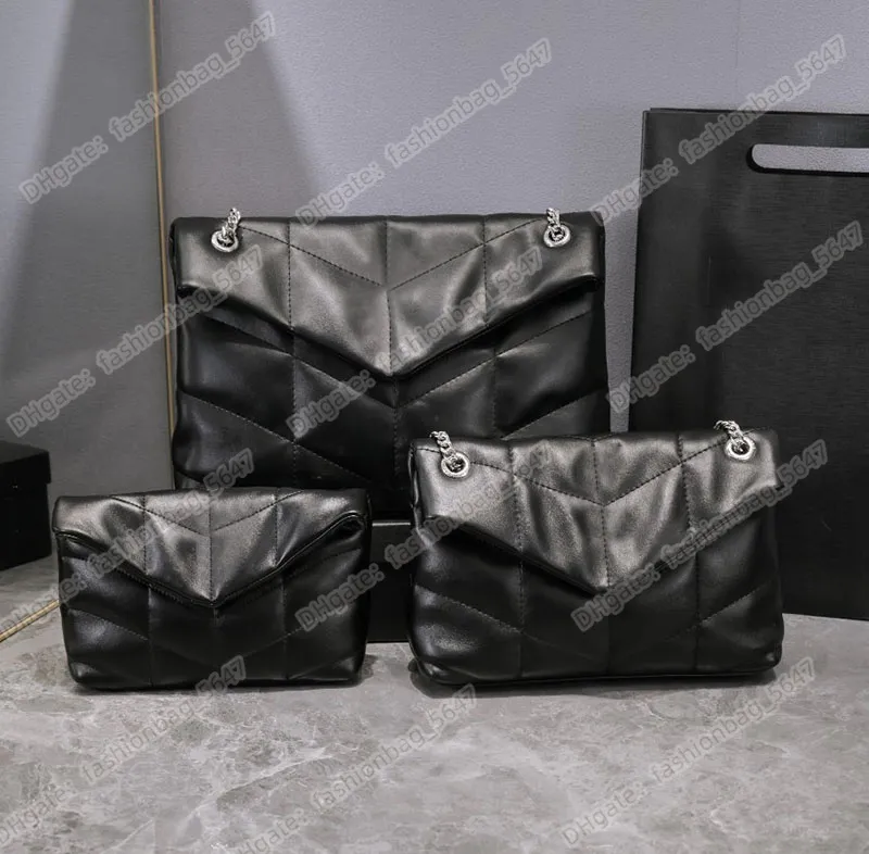 Kvinnors crossbody väskor designer axel underarmsäck fårskinn kor kropp koppling handväska lyx kuvert får läder hobo handväska metall logotyp purses dhgate väska