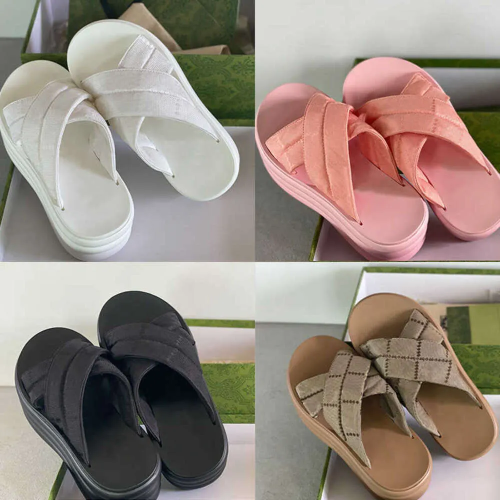 Designer Sandals Heel Sandals Designer Slides Heels Pink Platform Shoes Thick-soled Rubber Soft Sole Sandals Bathroom Living Room NO458