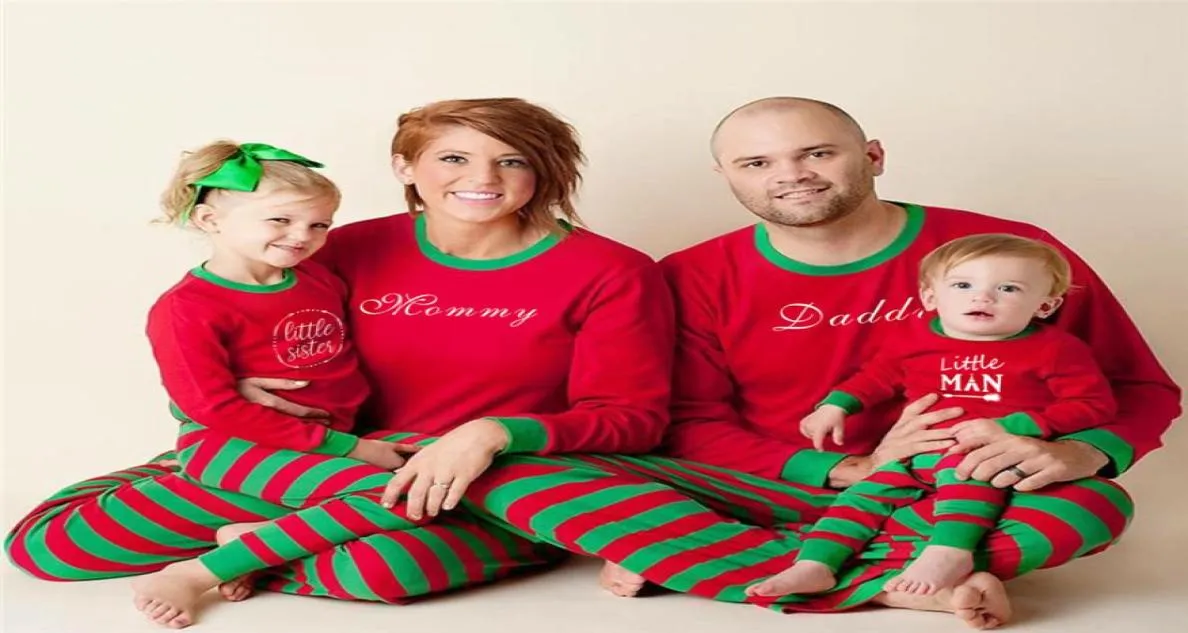 ファミリークリスマスパジャマお正月の家族を一致させる睡眠服の衣装母父の子供の服のストライプ印刷パジャマ2pcsセットxm5127069