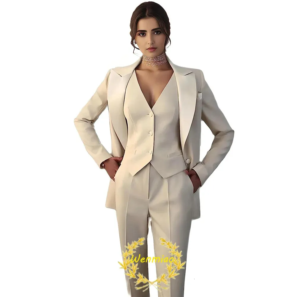 Fildişi Kadın Pantolon Takım 3 Parça Noktalı Kavacı Resmi Ceket Yeleği Lady Blazer İnce Fit Kıyafet 240226