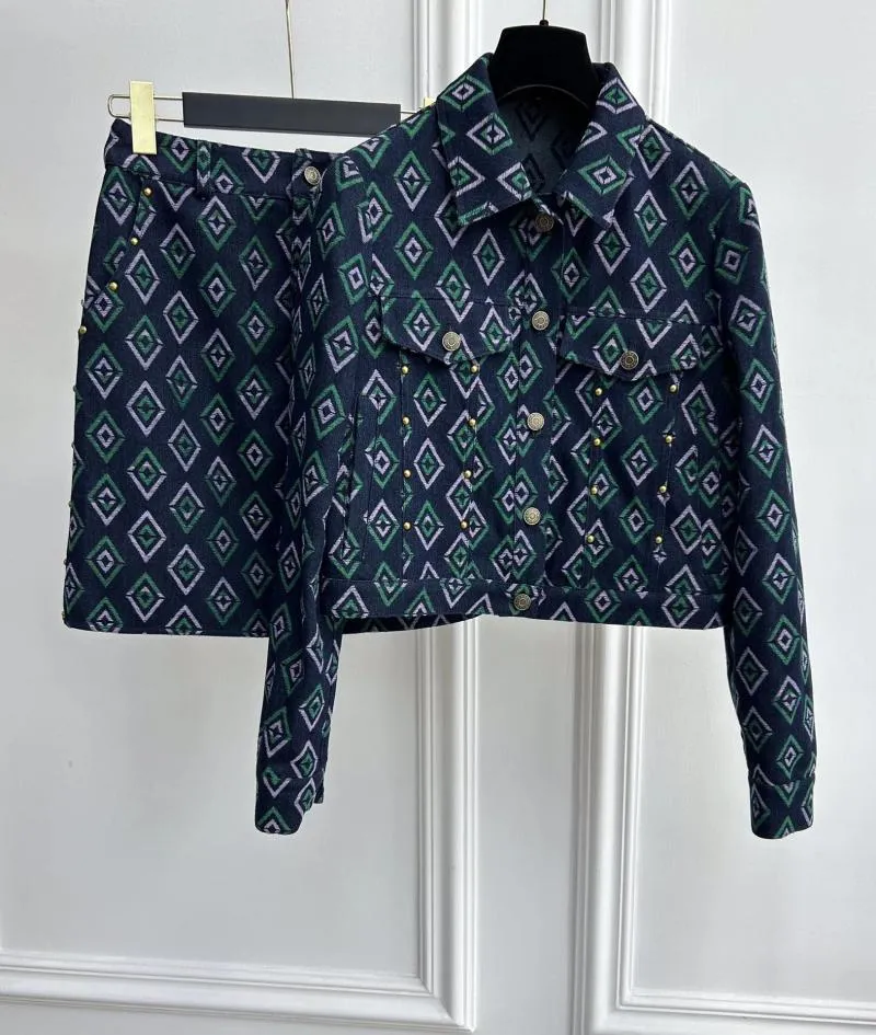 Robes de travail 2024 printemps/été géométrique diamant col rabattu veste en jean Jacquard jupe en forme de H ensemble deux pièces