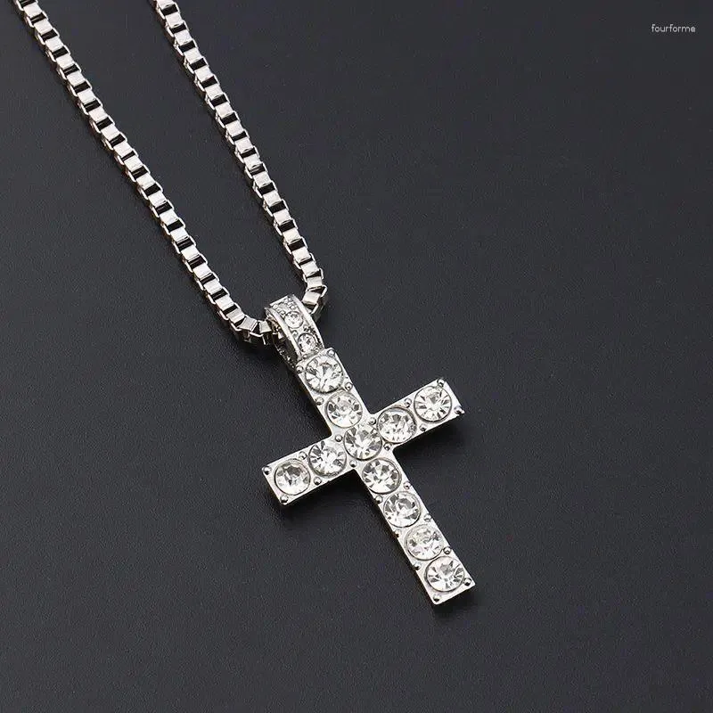 Choker Einfache Klassische Hip Hop Kristall Jesus Kreuz Antike Silber Farbe Anhänger Lange Kette Halsketten Schmuck Für Männer Frauen Großhandel