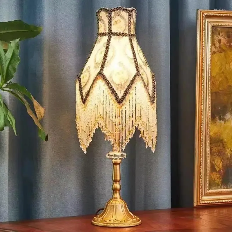 Lampy stołowe Temar francuskie lampa mąki amerykańskie retro salon sypialnia willa europejska duszpasterska kreatywne światło biurka